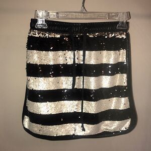 NWT Gianni Bini Reversible Sequin Skirt - Size XS